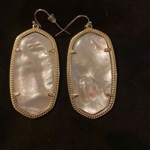 Kendra Scott Danielle MOP mother of pearl drop earrings gold